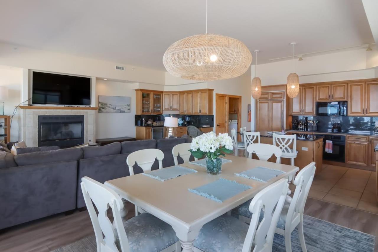 Sugar Beach Villa 1012 Luxury Waterfront Condo Traverse City Exterior foto